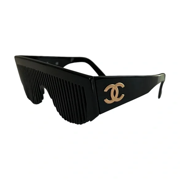 Chanel \'93 Comb CC Logo Sunglasses Chanel Chanel  main image 4